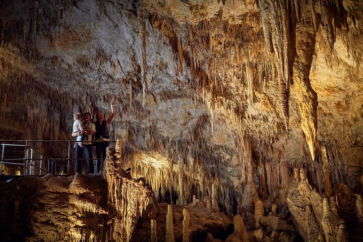 Excursão de áudio autoguiada pela Mammoth Cave (localizada na Austrália Ocidental)