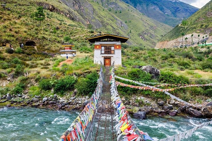 Privat 8 dagars bästa Bhutan Tour med exklusiv guide och bil