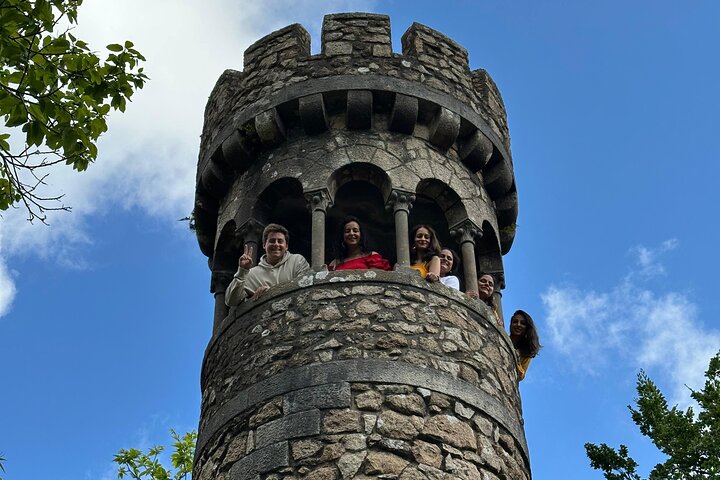 Halbtägige Sintra-Tour: Pena-Palast & Quinta da Regaleira in kleiner Gruppe