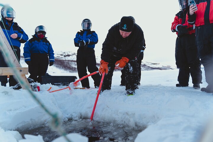 King Crab Safari og besøg et Snowhotel fra Saariselkä
