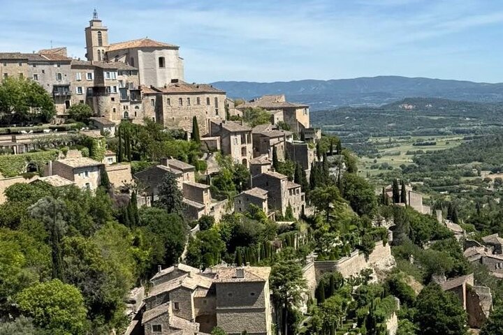 De storslåede bjerglandsbyer i Luberon på en privat dagstur