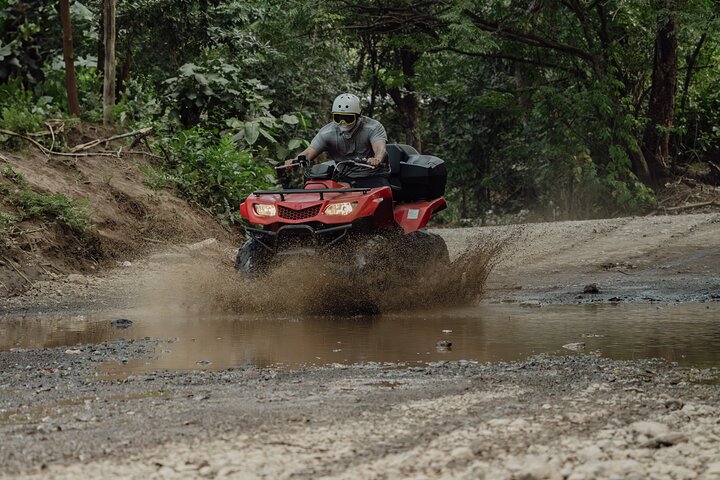 Excursion en VTT vers les plages secrètes et les montagnes de Tamarindo