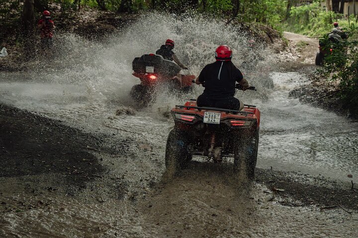 Excursion en VTT vers les plages secrètes et les montagnes de Tamarindo