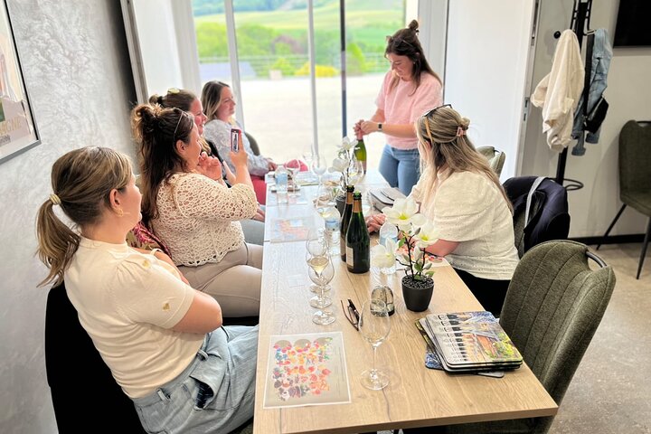 Champagne Muñoz Bruneau: visita y degustación de medio día