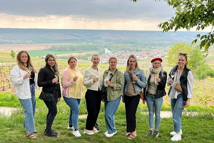 Champagne Muñoz Bruneau: visita y degustación de medio día