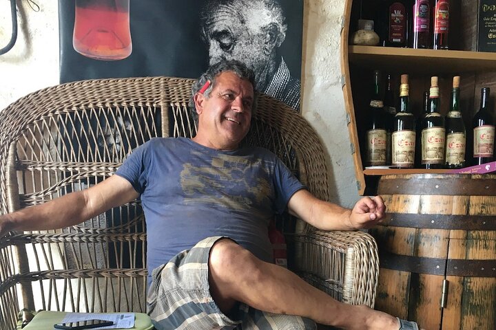 Premiata degustazione di vini di lusso presso la cantina Czar Pico