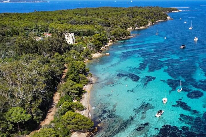 Oppdag Lérins-øyene og Cannes-bukten med privat båt
