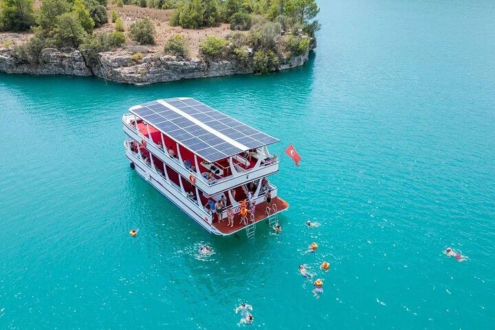 Løve Safari og Green Canyon Splash Fest med frokost