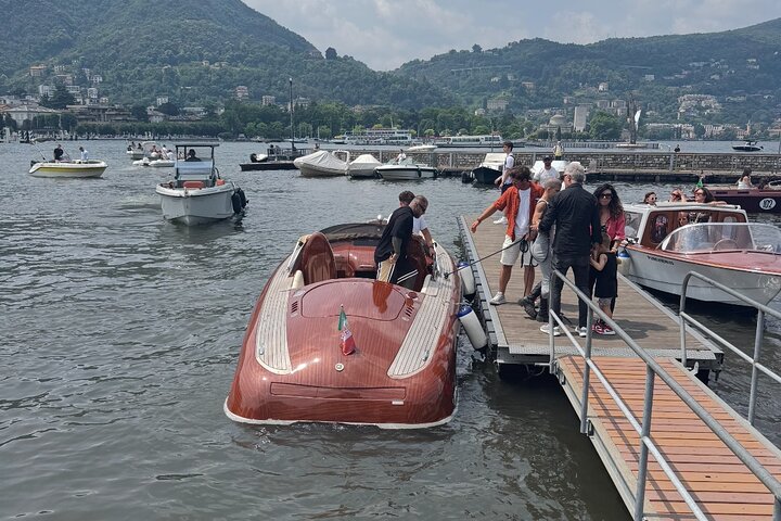 Private Comer See-Tour auf einem klassischen Holzboot