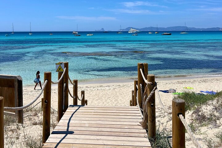 Formentera 4X4 Secret Corners Tour in een Land Rover Defender