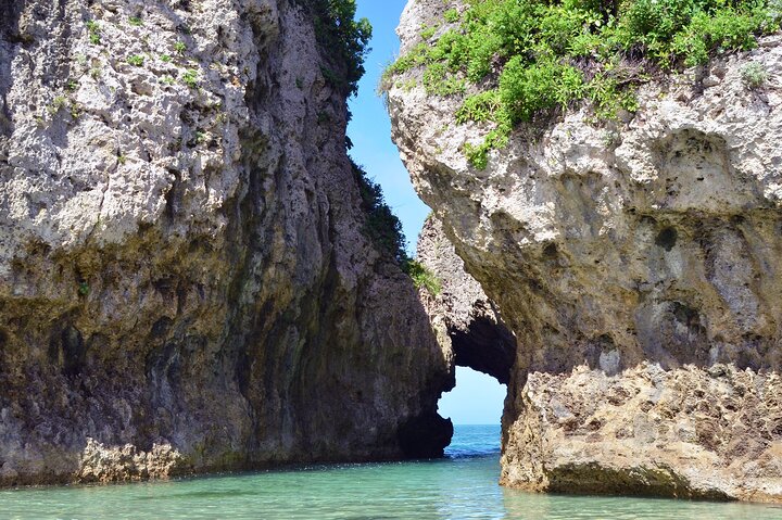 Skjulte strender i Okinawa: Sjøkajakk, snorkling og grill-eventyr