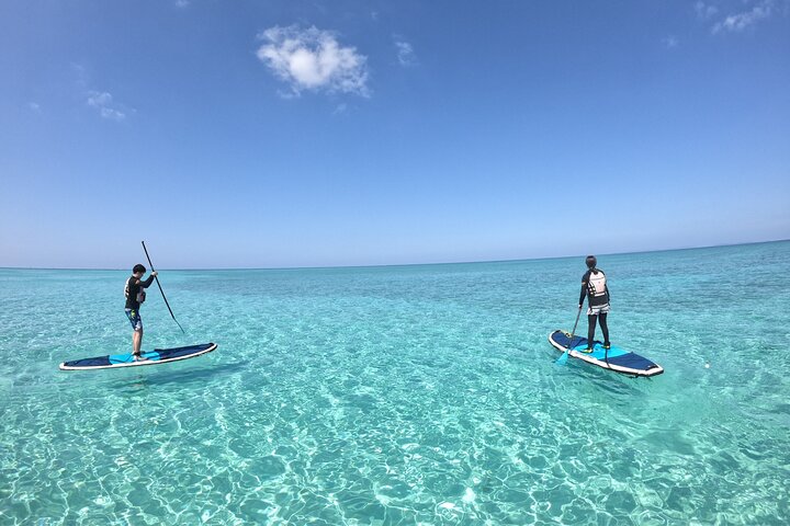 Skjulte strender i Okinawa: Sjøkajakk, snorkling og grill-eventyr