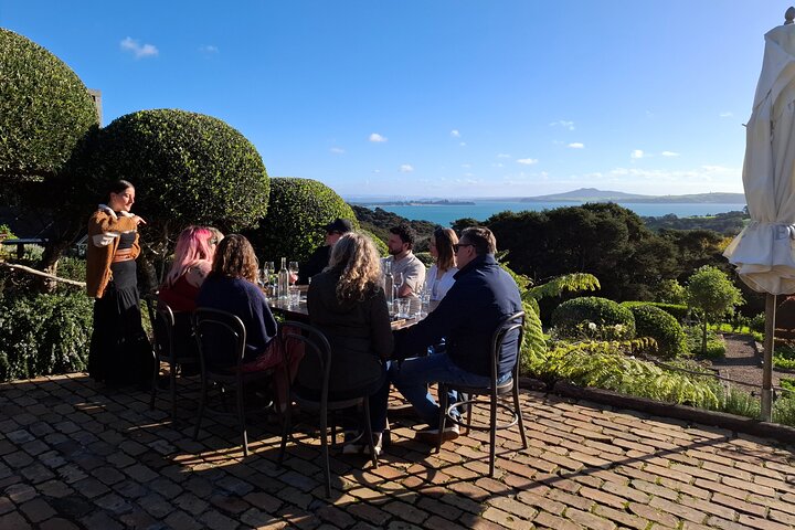 Hoteller i nærheten av Waiheke Best Cellar Tour (11 guests max)