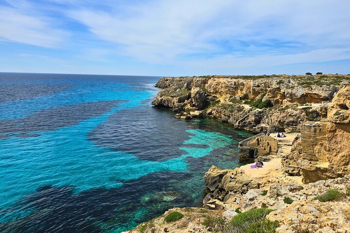 Tour Isole Egadi Favignana Levanzo in Barca con Pranzo da Trapani