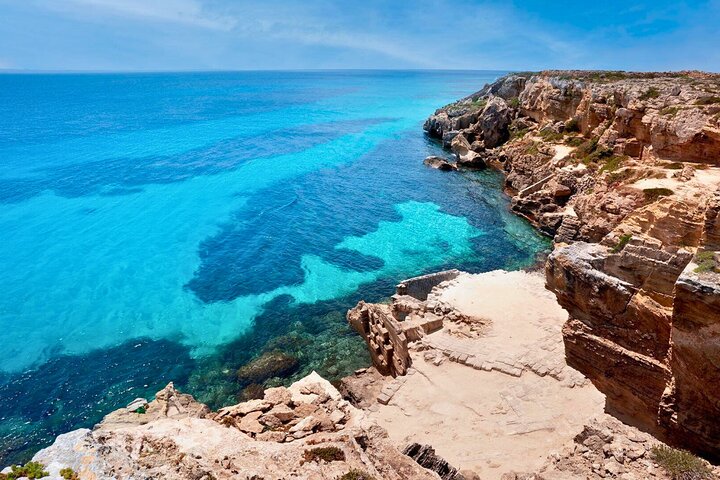 Tour Isole Egadi Favignana Levanzo in Barca con Pranzo da Trapani