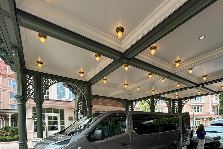 Paris para Disneyland Transporte privado livre de estresse