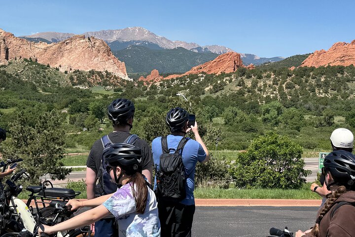 Kør Manitou Springs & Garden of the Gods Bedste guidede eBike-tur!