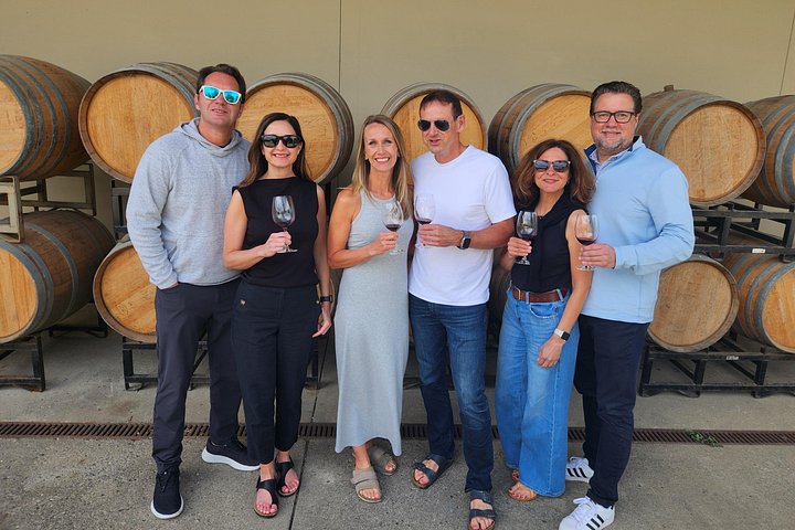 Excursão vinícola com tudo incluído para grupos pequenos em Solvang Santa Ynez Valley