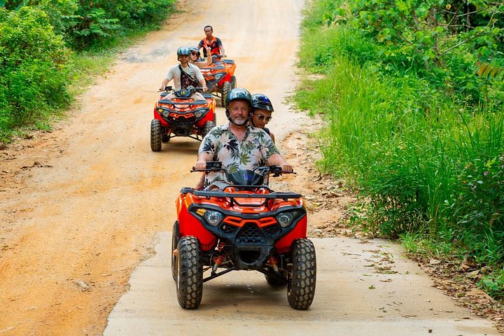 Koh Phangan ATV Off-Road Ride attraverso la natura