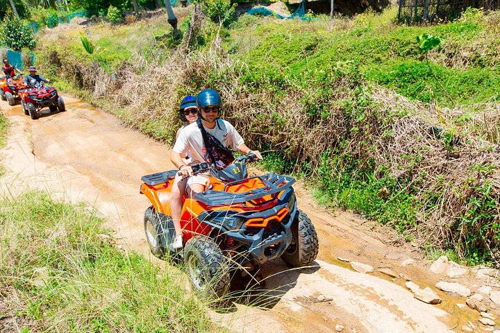 Koh Phangan ATV Off-Road Ride attraverso la natura