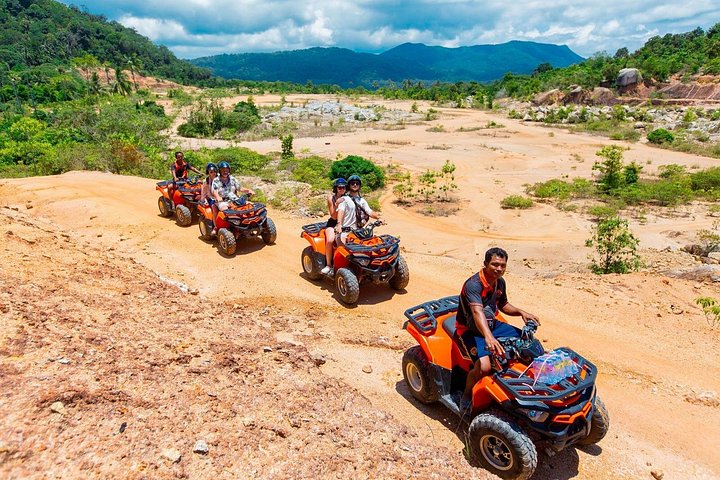 Koh Phangan ATV Off-Road Ride attraverso la natura