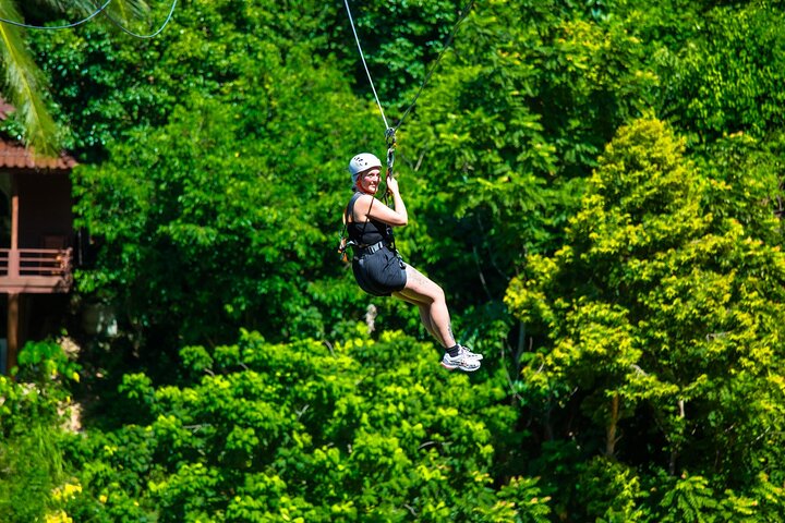 Koh Phangan Zipline äventyr med Wang Sai Vattenfall View