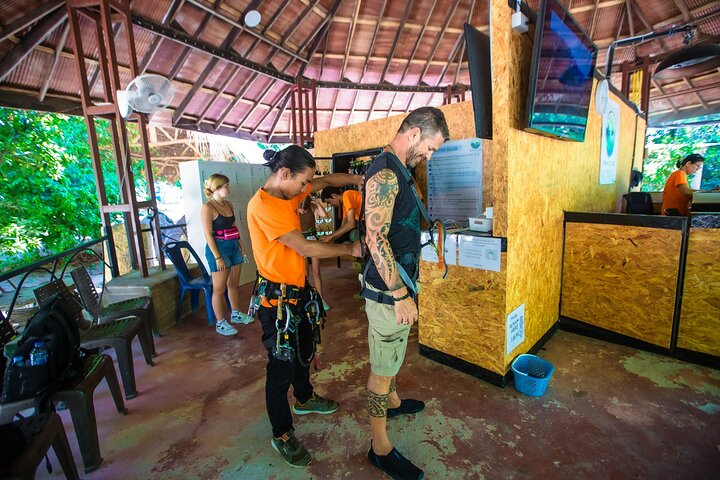 Koh Phangan Zipline äventyr med Wang Sai Vattenfall View