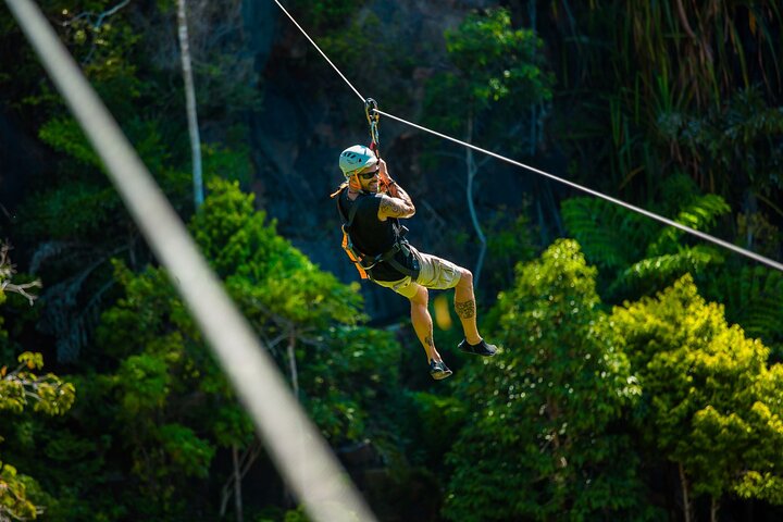Koh Phangan Zipline äventyr med Wang Sai Vattenfall View