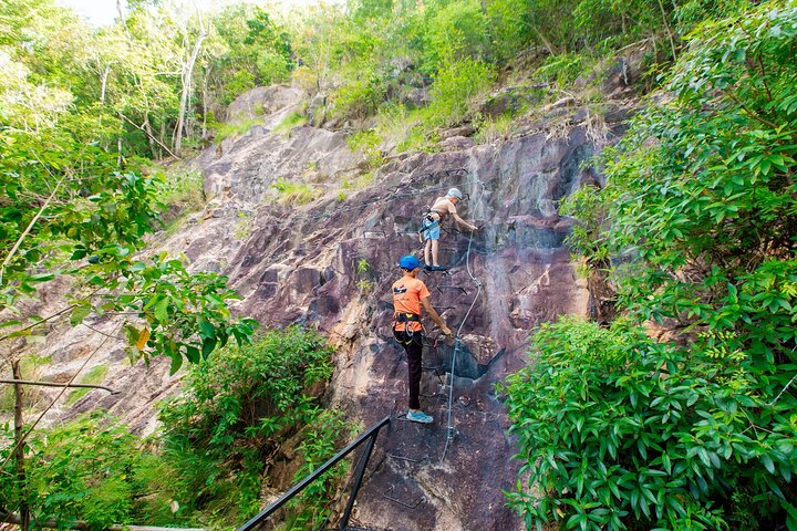 Koh Phangan Zipline äventyr med Wang Sai Vattenfall View