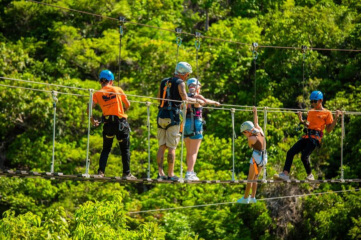 Koh Phangan Zipline äventyr med Wang Sai Vattenfall View