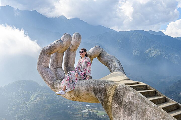 Villaggio dei gatti, Moana, Fansipan Cable, Alpine Coaster Sapa Tour