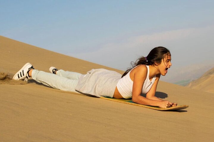 2-dages tur fra Lima: Nazca Lines Flight, Paracas og Huacachina