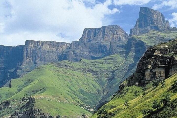 Drakensberg Mountains & Nelson Mandela Capture Site Ganztägige Safari