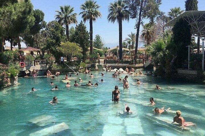 Pamukkale Hierapolis Salda Lake Tour met toegang vanuit Kemer