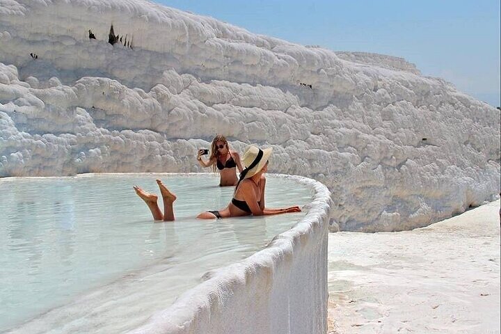 Pamukkale Hierapolis Salda Lake Tour met toegang vanuit Kemer