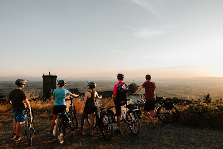 Cortona - Sunset eBike Ride rundt i landsbyen + Pizza smagning