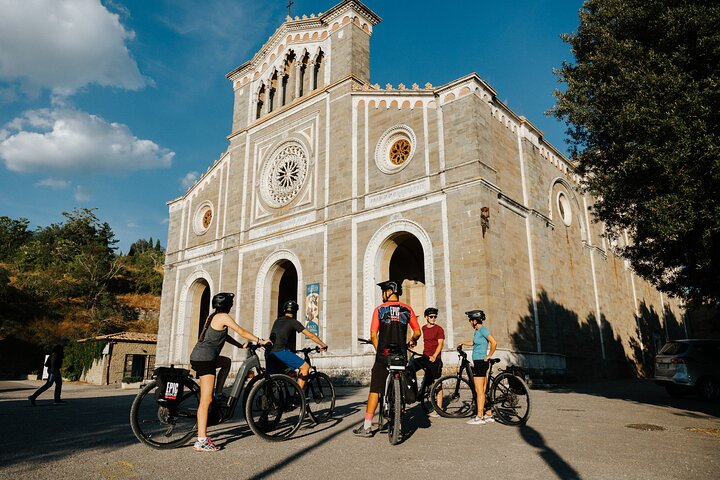 Cortona - Sunset eBike Ride rundt i landsbyen + Pizza smagning