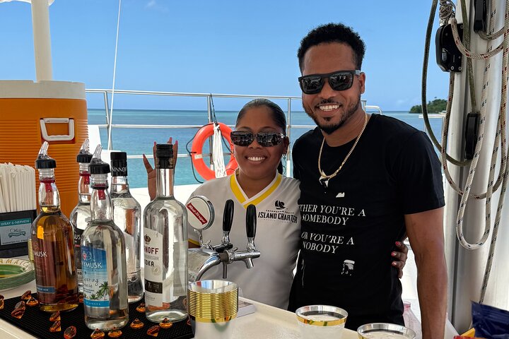 Negril : MAÑANA Catamarán Crucero Cuevas Natación Esnórquel en Arrecifes