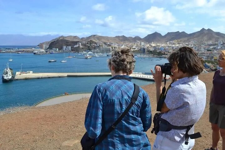 S. Vicente: Rundgang durch das Stadtzentrum und ländliche Dörfer