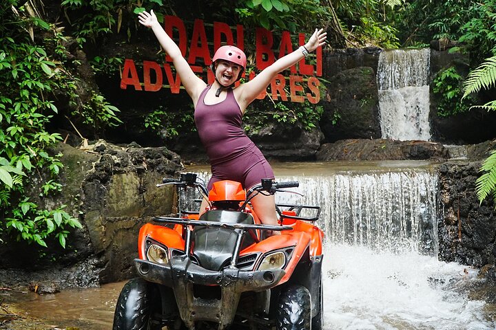 Bali ATV Quad Bike et rafting incluent le déjeuner et le transfert