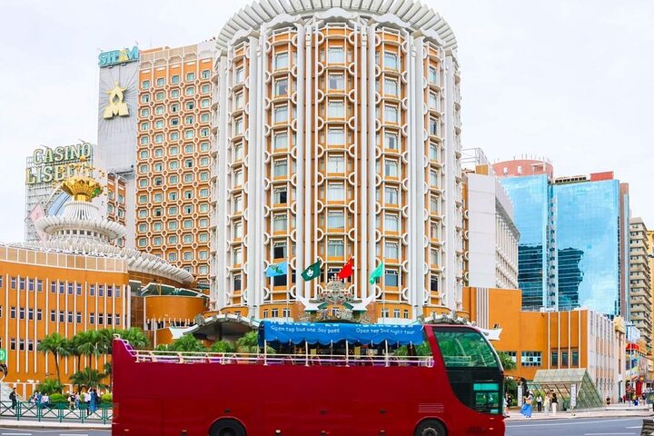 Tour panoramico in autobus aperto Hop-On Hop-Off di Macao