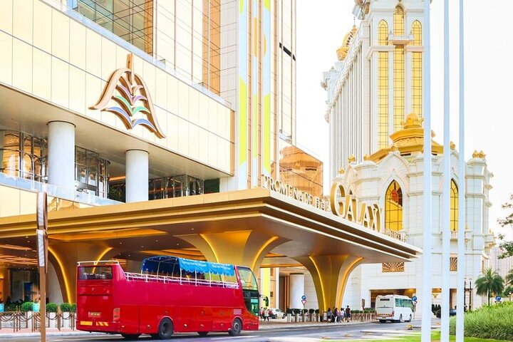 Tour panoramico in autobus aperto Hop-On Hop-Off di Macao