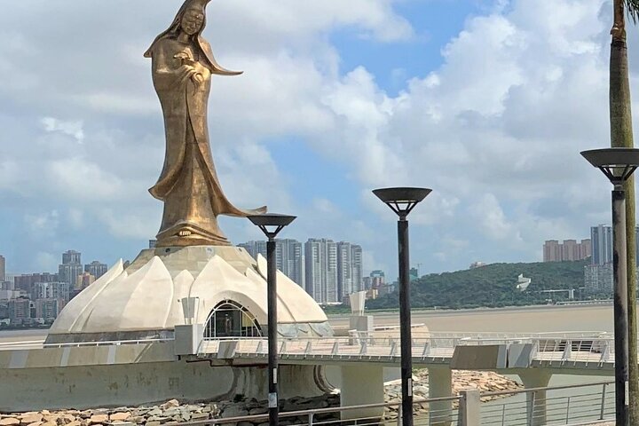 Tour panoramico in autobus aperto Hop-On Hop-Off di Macao