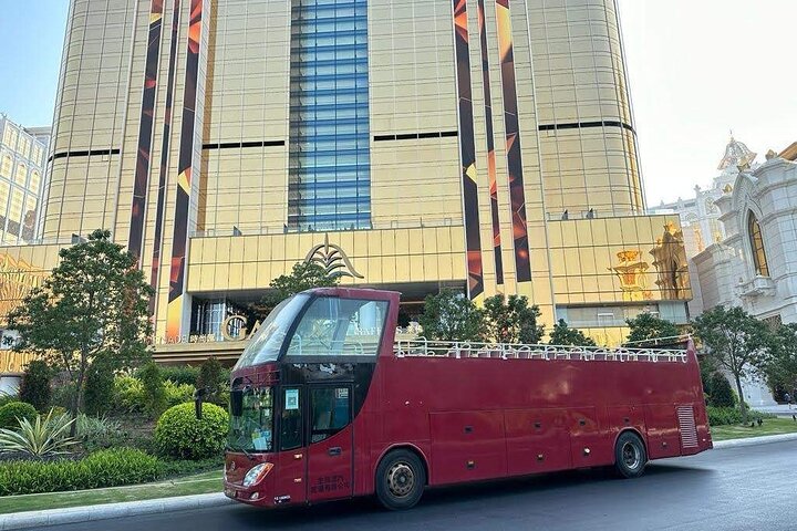 Tour panoramico in autobus aperto Hop-On Hop-Off di Macao