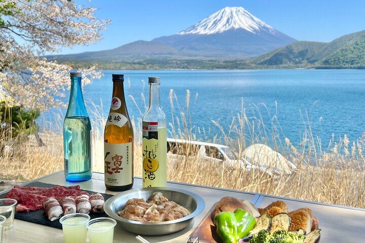 Private Mt Fuji Tour fra Tokyo: Scenic BBQ & Hidden Gems