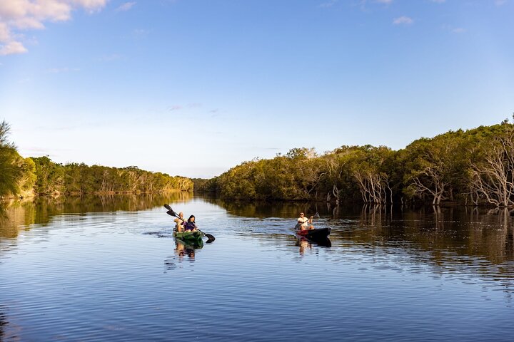 Excursion en kayak en 4x4 sur l'île Bribie et visite du bunker de la Seconde Guerre mondiale