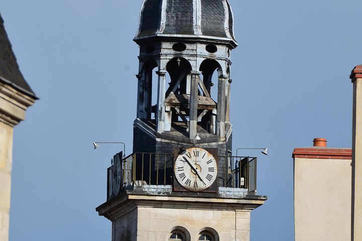Goditi un tour che visualizza i migliori siti di Digione (Min 2 Ospiti)