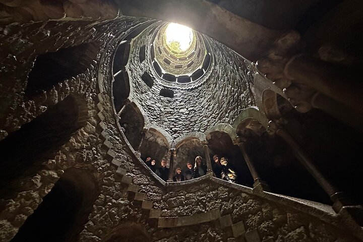 Halbtägige Sintra-Tour: Pena-Palast & Quinta da Regaleira in kleiner Gruppe