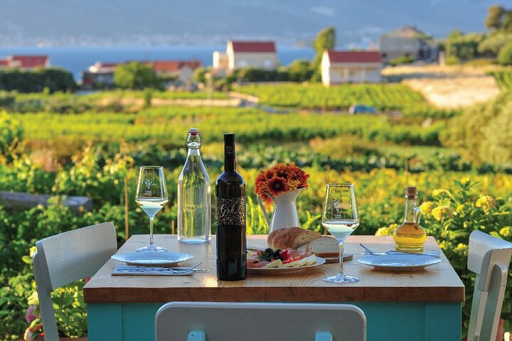 Bike and Wine Korcula Adventure - Excursão de bicicleta guiada de meio dia