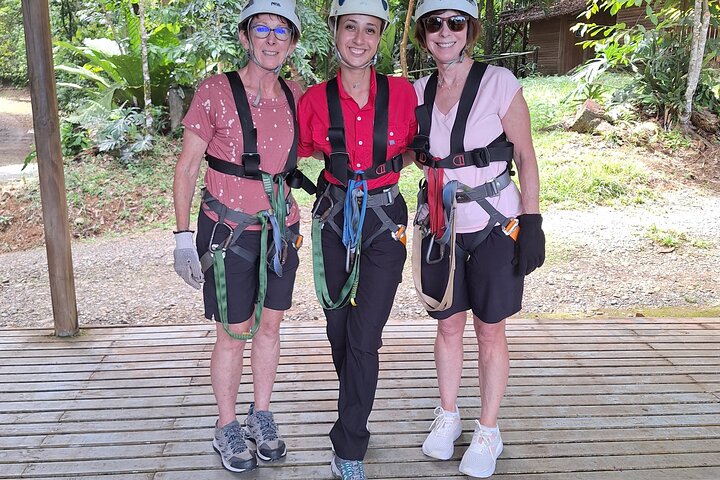 Adventure Combo Tour : aventure en tyrolienne et canaux de Tortuguero